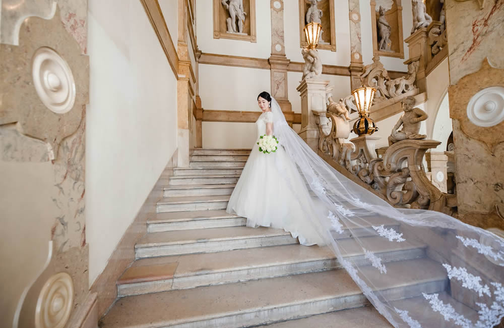 ミラベル宮殿ウエディング天使の階段ドレス撮影